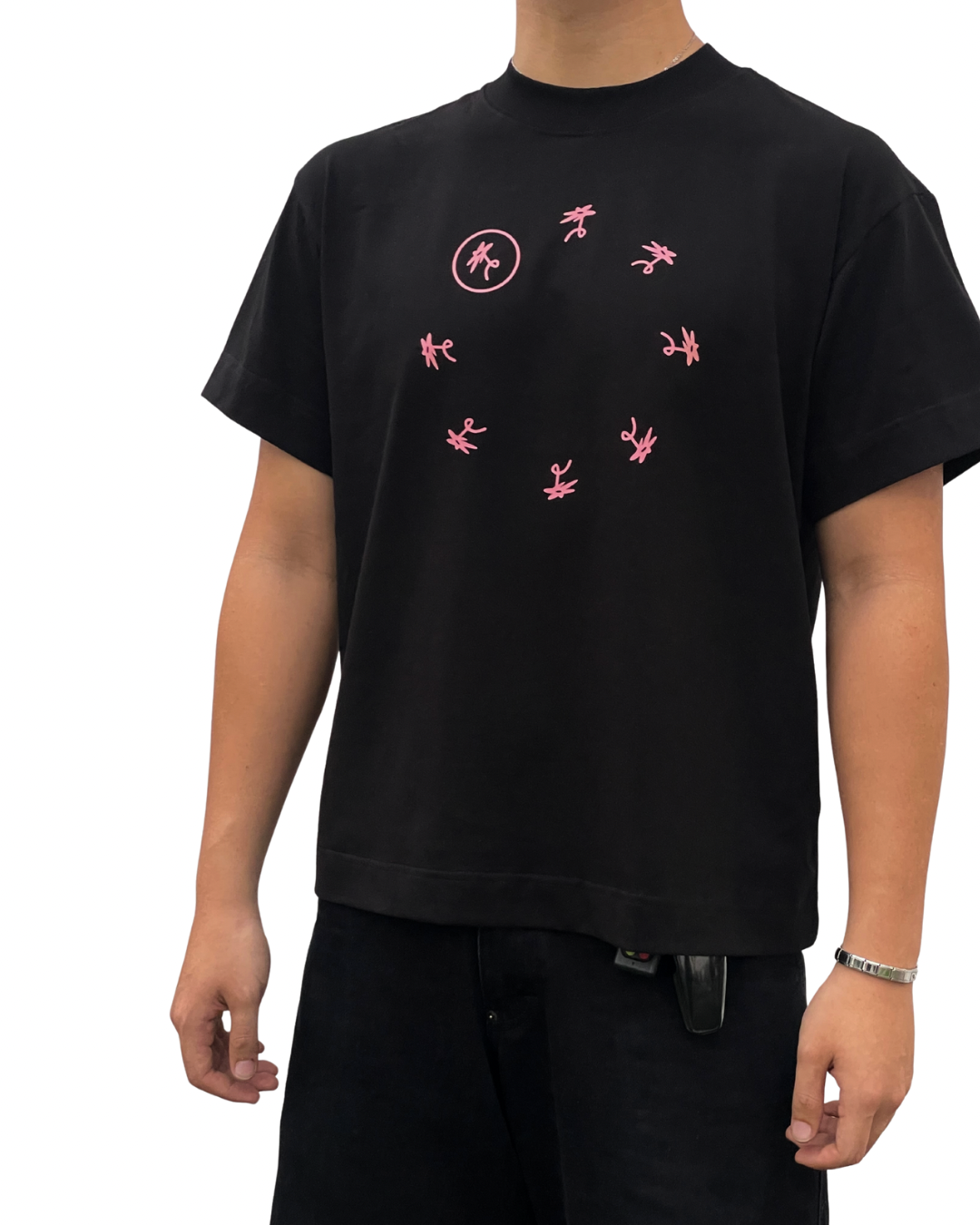 Pop-up exclusive tee